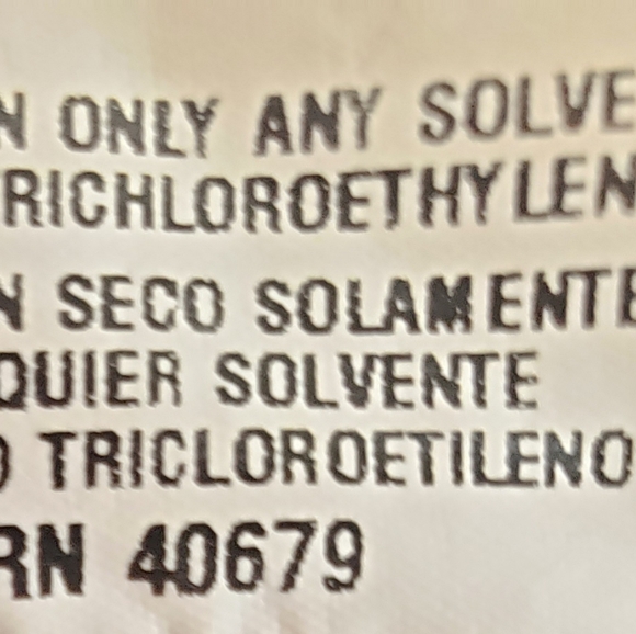 NWOT Harvé Bernard Black skirt - Picture 11 of 12